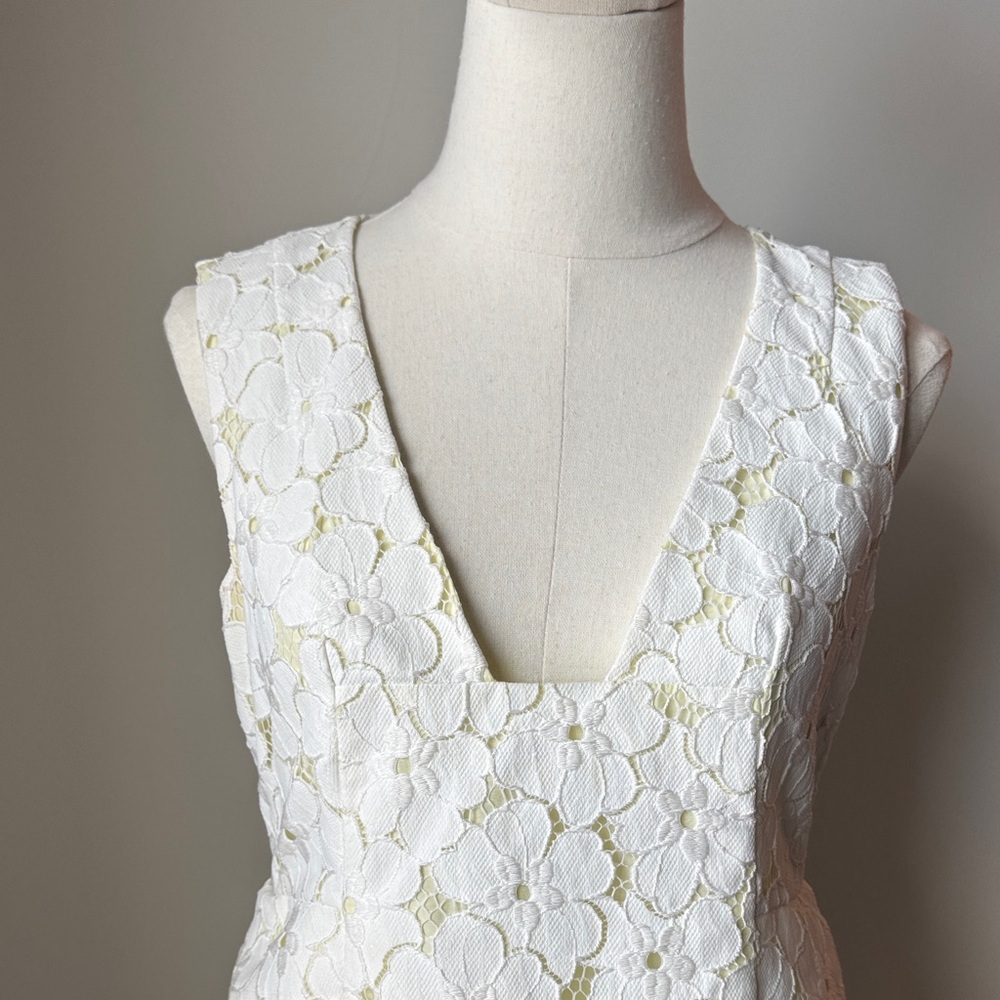 Diane Von Furstenberg Light Cream Fabric